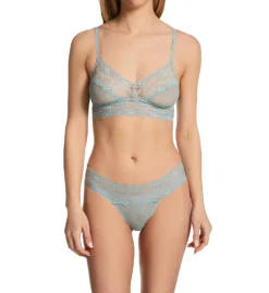 B.tempt'd By Wacoal Lace Kiss Thong 970182 -Pour Moi Bikinis Shop b temptd by wacoal btmp01 970182 cs5