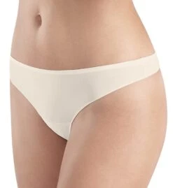Hanro Allure Thong Panty 1455